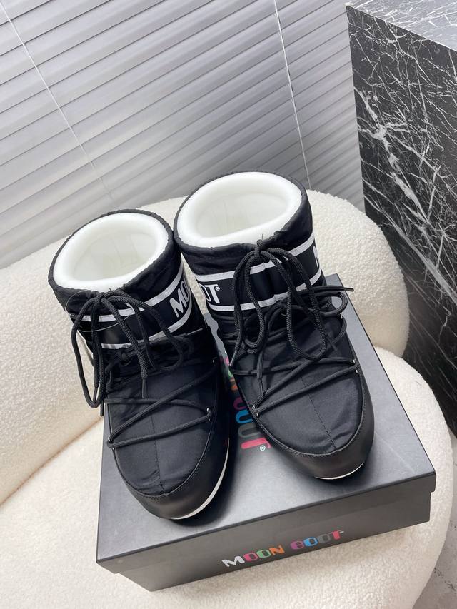 Moon Boot 24Fw秋冬最新款雪地靴系列 丑萌毛毛雪地靴 短靴 高靴290 忘了ugg吧，时髦人都在穿moon Boot雪地靴 如果你难以接受ugg的复