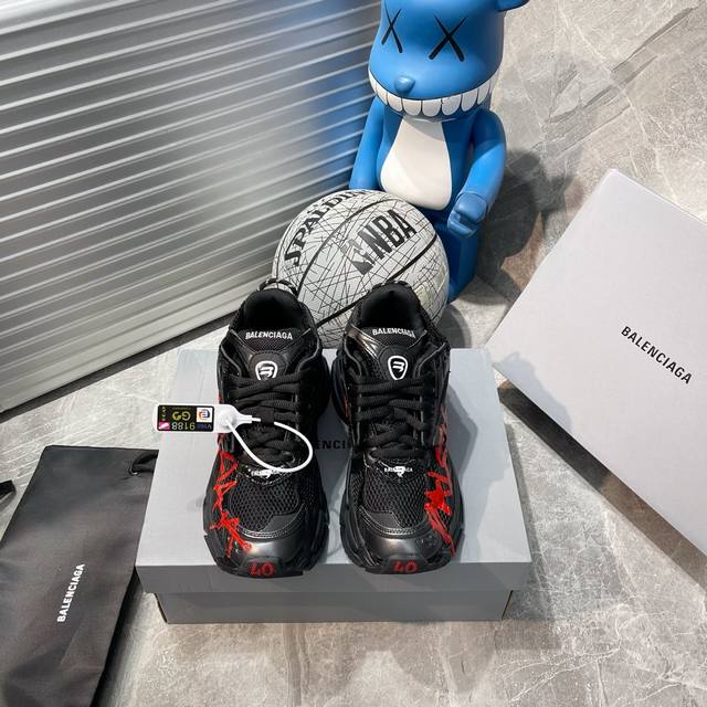 出厂: 新货巴黎7.0 Bal*Nciag X Kith X复古野跑姥爹潮流百搭慢跑鞋 全球限量 600 双 巴黎全新联名款 全部采用原档案原楦数据开发 1:1