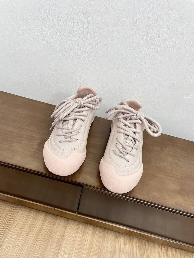 情侣码 顶级版本代购级alexander Mcqueen 麦昆 24Ss 秋冬最新 Flexion 系列复古休闲 运动鞋 原版开发 做货 这款flexion W