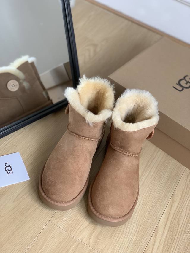 顶级版本 Ugg雪地靴 每年秋冬必备的单品 鞋面羊皮 皮毛一体 绒面羊毛 内里全真羊毛 原版大底！Size:35-39