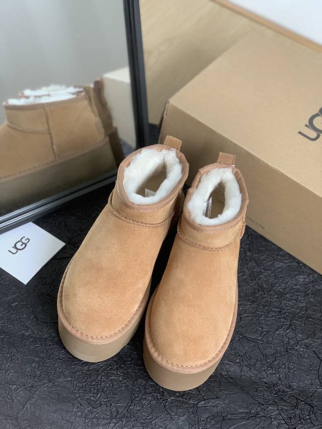 顶级版本 Ugg雪地靴 每年秋冬必备的单品 鞋面羊皮 皮毛一体 绒面羊毛 内里全真羊毛 原版大底！Size:35-39