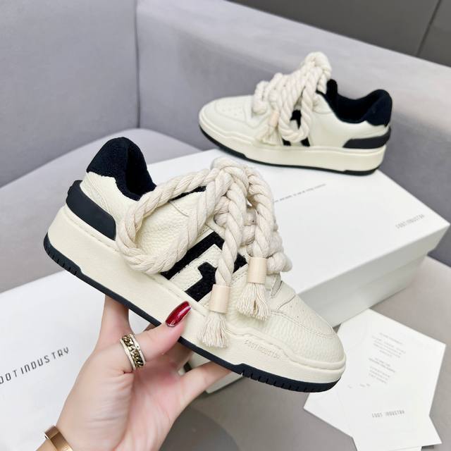 Foot Indus Try足下工业 P: 情侣款size:女35-40男39-45 女40.41.男38.45.定制不退换 Foot Industry~ 王炸