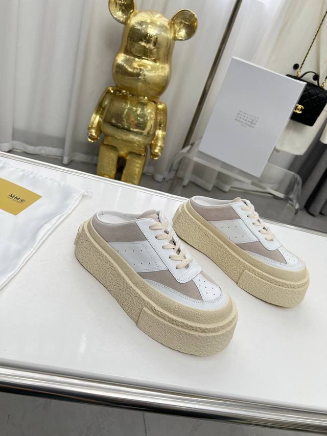 半托马吉拉情侣款 Maison Margiela 马吉拉 走秀新款 Mm6厚底休闲半托，原版开发顶级版本 马吉拉最新配色runner系列retro运动鞋，以经典