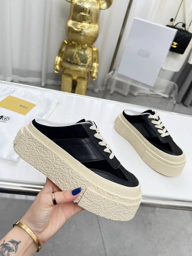 半托马吉拉情侣款 Maison Margiela 马吉拉 走秀新款 Mm6厚底休闲半托，原版开发顶级版本 马吉拉最新配色runner系列retro运动鞋，以经典