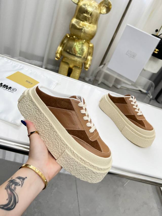 半托马吉拉情侣款 Maison Margiela 马吉拉 走秀新款 Mm6厚底休闲半托，原版开发顶级版本 马吉拉最新配色runner系列retro运动鞋，以经典