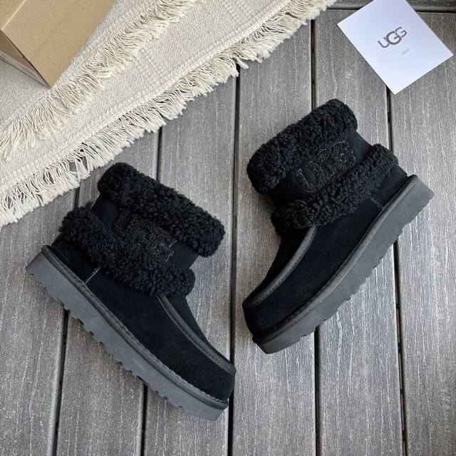 工厂价 Ugg 刺绣logo翻毛雪地靴火爆来袭 牛皮搭配皮毛一体设计 秋冬穿搭必备单品 材质牛皮，内里真羊毛 码数：35-40