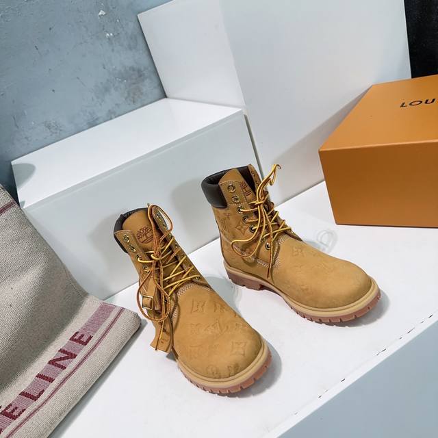 高品质出厂女 ！男 ！情侣款！顶级品质louis Vuitton X Timberland联名 Via Instagram Lv 224 秋冬添柏岚 大黄靴马丁