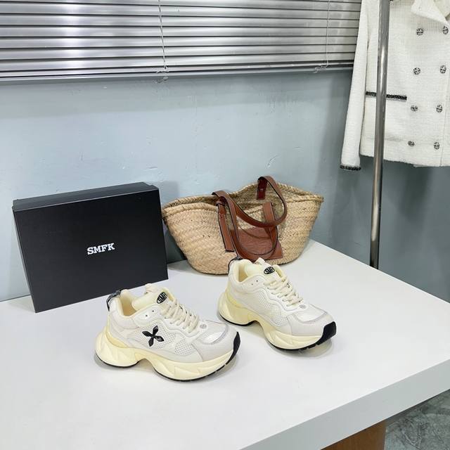高品质出厂 ！小众潮牌国潮smfk 春夏new Arrival新款复古松糕厚底运动鞋休闲老爹鞋 Smfk家的鞋设计感十足不仅好看又百搭 运动、日常完美驾驭 光看