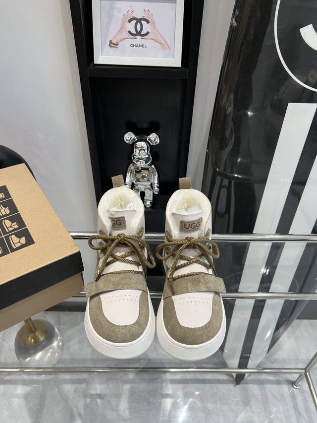 Ugg 魔术贴 官网新款！绝对爆表的款！Ugg休闲系列在本季推出时尚潮流！在解放双手的同时不失时尚潮流 码数：35-40码