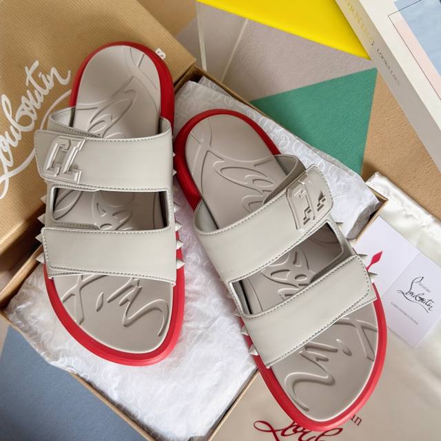 顶级版本：男款 Christian Louboutin 路铂廷cl 红底鞋 Take It Easy系列 铆钉 凉拖鞋 原版购入开发 做货 原版购入开发 做货