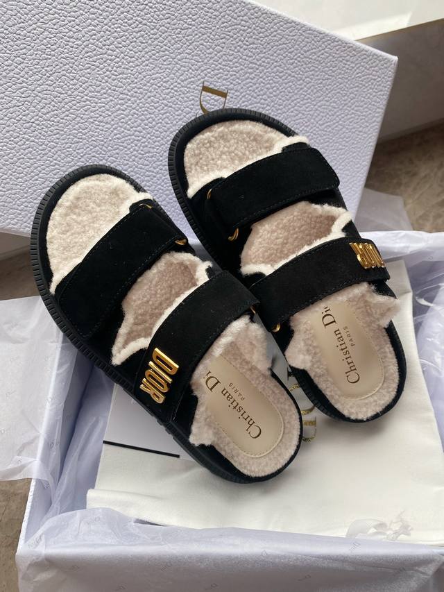 Dior 又一爆款拖鞋p 凉鞋p