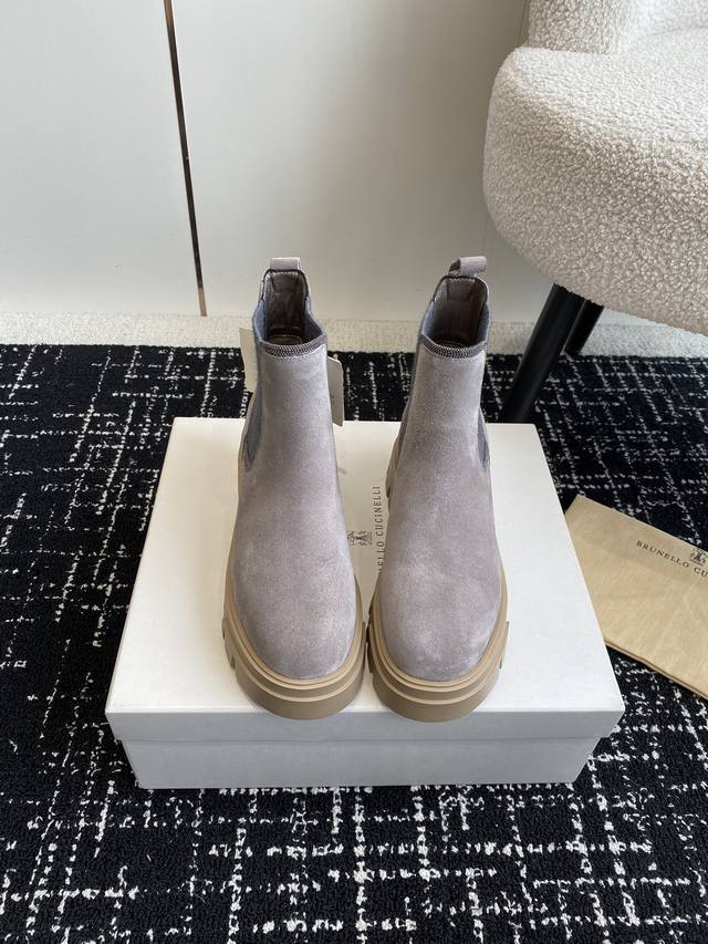 代购级短款 中款 Brunello Cucineli Ss24 New Arrival～ 布鲁内诺库奇内利 秋冬新款 马丁靴 上脚帅气舒适 秋冬一定要有一双bc