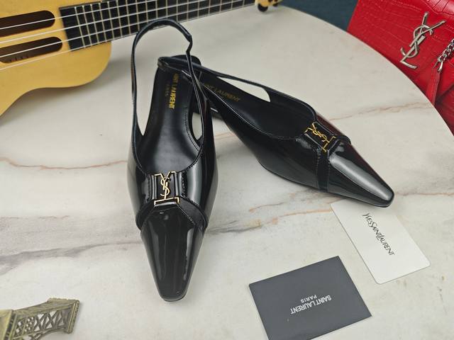 工厂价 进口真皮大底、配专柜全套包装 Saint Laurent 圣罗兰、平跟ysl字凉鞋 早秋专柜同步最新款、Ysl、装饰 经典上乘美艳力作 专柜最火春夏系列