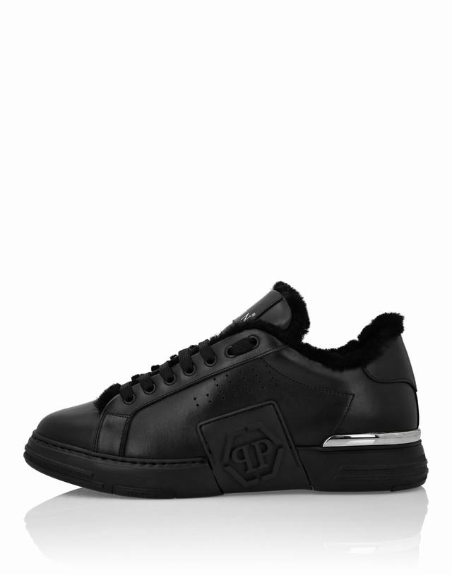 PHILIPP PLEIN 顶级P: Size:38-44 45定做 菲利普.普莱茵顶级原单德国PP潮牌男鞋 探索这双纳帕真皮的六边形装饰，减震运动鞋的独特之处