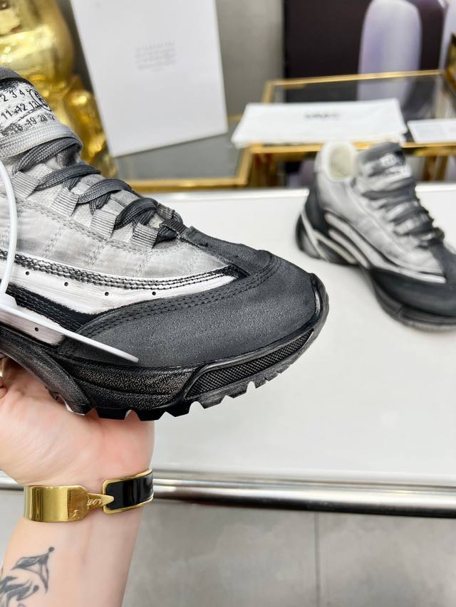 情侣款 Maison Margiela 马吉拉 走秀新款 MM6水洗复古做旧休闲老爹鞋，原版开发顶级版本众多明星大咖大网红同款，上脚穿搭 复古做旧 擦漆工艺 质