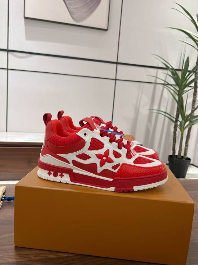 工厂价 顶级代购版本 情侣款 Lv 路易威登runner Tatic 运动鞋 老爹鞋 L家2024 春夏秀场推出 Lv Runner Tatic 运动鞋 驴牌