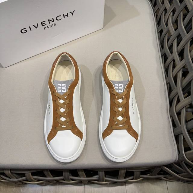 givench*Y～Gvc新款g Set系列男士运动鞋｜购买zp一比一制作｜原版牛皮｜超有质感｜弹性无需绑带设计 方便穿脱｜鞋舌压印4G Logo｜原版套楦全新