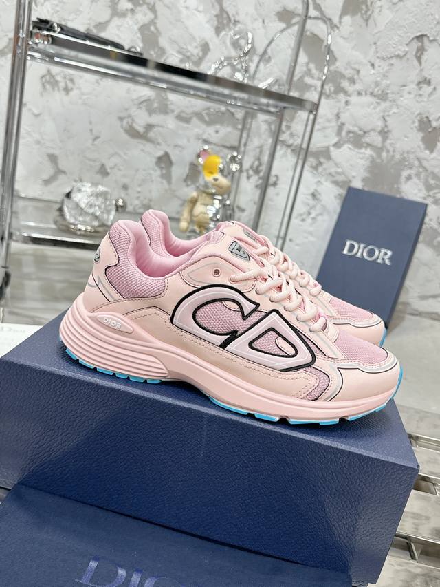Dior 迪奥最新配色b30系列 反光 老爹运动鞋 原版9000购入开发 做货 全新b30运动鞋 顺应复古市场的趋势的 Dad Shoes风格鞋款鞋舌上的dio