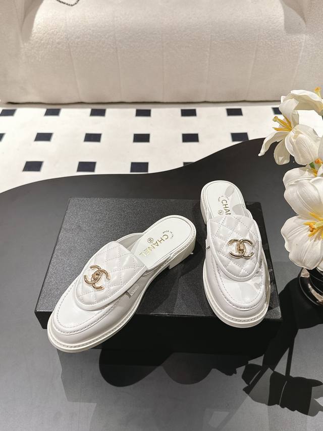 40 41定做不退换 Chanel 24K 2025C菱格单鞋 拖鞋 新出的teddy书包扣乐福鞋真的太爱啦 这款有多火 想必宝宝们都知道 大表姐 刘雯同款乐福