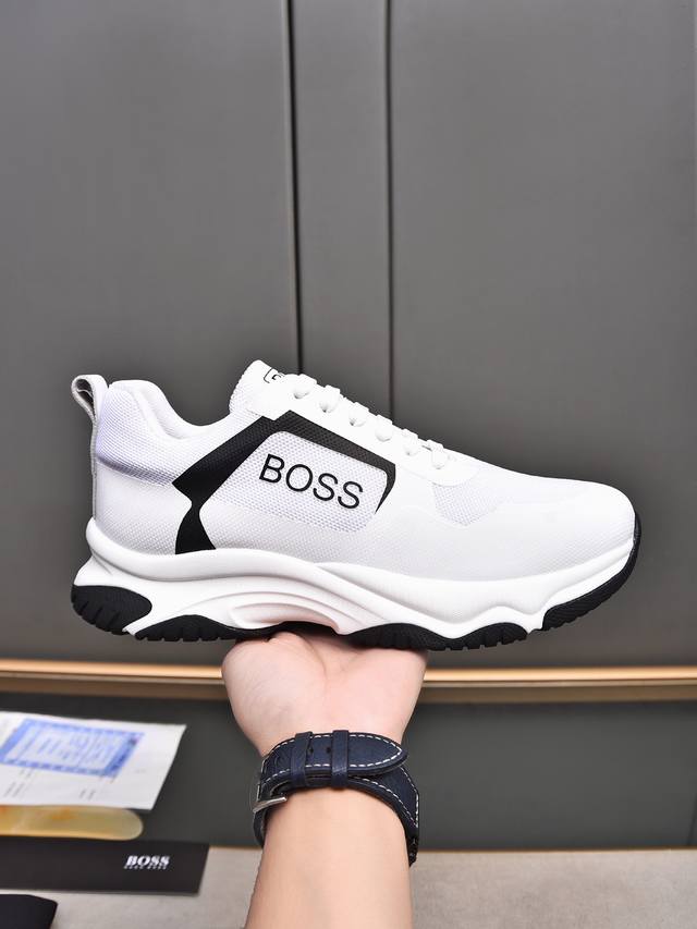 新款上市，品牌boss，采用进口材料精制而成内透气里，造，欢迎订购，38-44 45定做