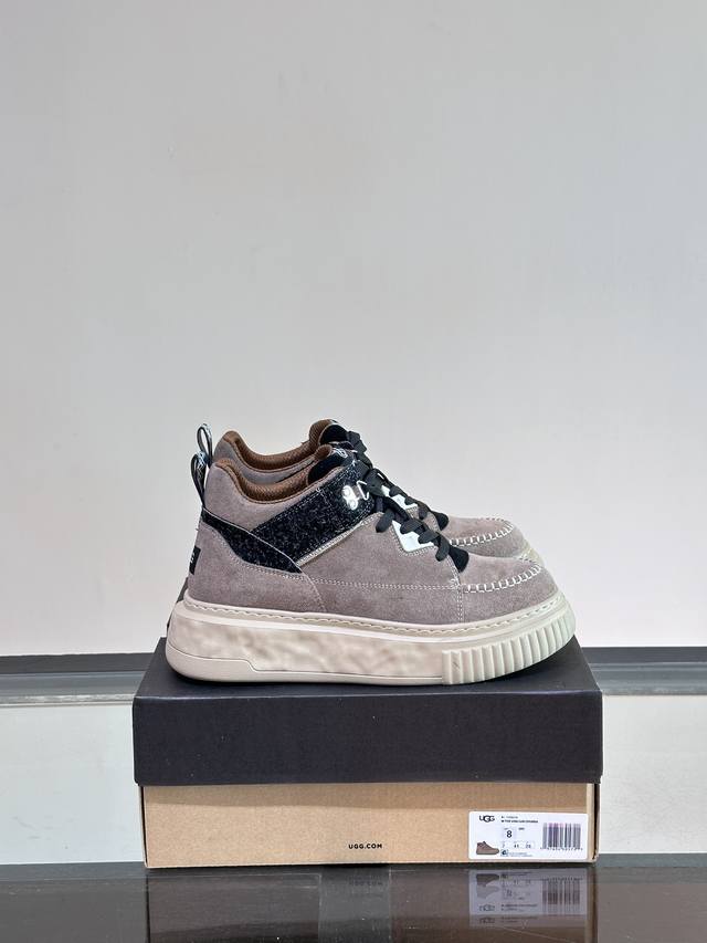 ugg P: Size：39-44 雪地靴，保暖的同时一样可以时尚啊 增高保暖休闲运动百搭的一款！！！ 鞋面采用意大利进口高丝光牛反绒，内里澳大利亚纯羊毛，！！