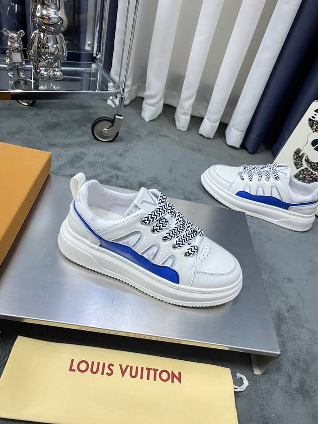 商品商标:Louis Vuitton 路易威登 正码码数:38-44 商品材料:L家新款专柜同步，鞋面真皮面料，经典大方版面潮人必备，复杂工艺完美复刻，进口柔软