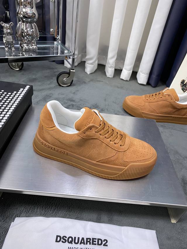 商品商标: Dsquared2 D2次方 正码码数: 38-44 45.46定制 商品材料: D2秋季新款时尚潮流，采用多种材料制作，羊皮内里和垫脚，系带方式，