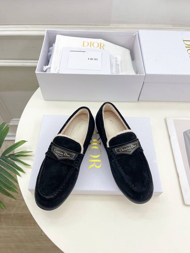 dior 迪奥 24 2024早春新品 顶级版本 专柜主打新款 Dior Boy羊毛乐福鞋硬货上新 代购级别！高级感十足！国内外博主刷爆的一款，复古又时髦 上脚