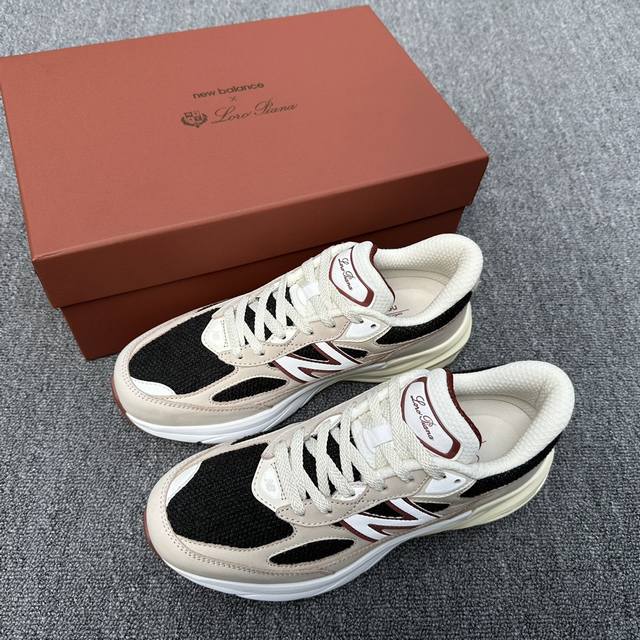 loro Piana联名new Balance 990V6联名款运动鞋！ 此番新品，Loro Piana为经典990系列注入全新灵感。定制高品质牛皮，定制订制进