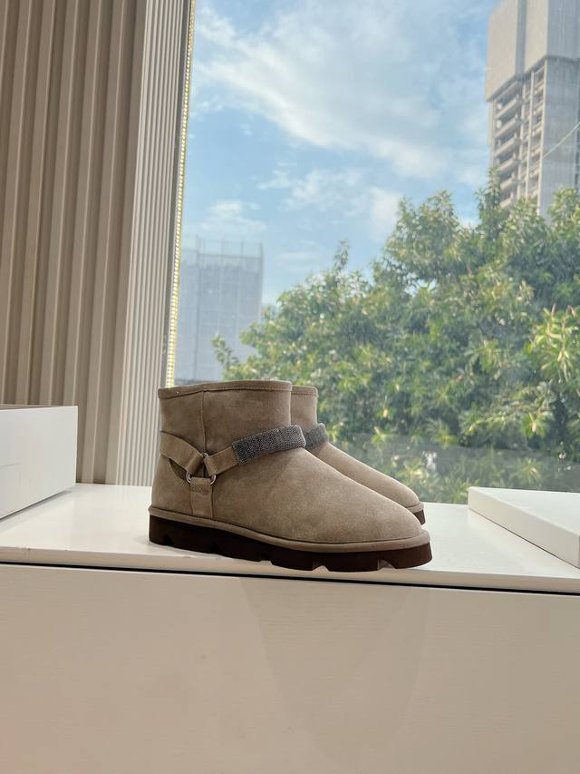 工厂价： 所见即所得g1991代购级别brunello Cucinelli 24Ss 冬季新款 雪地靴 羊羔毛包子靴 Bc有着原汁原味意大利奢侈审美dna，以及