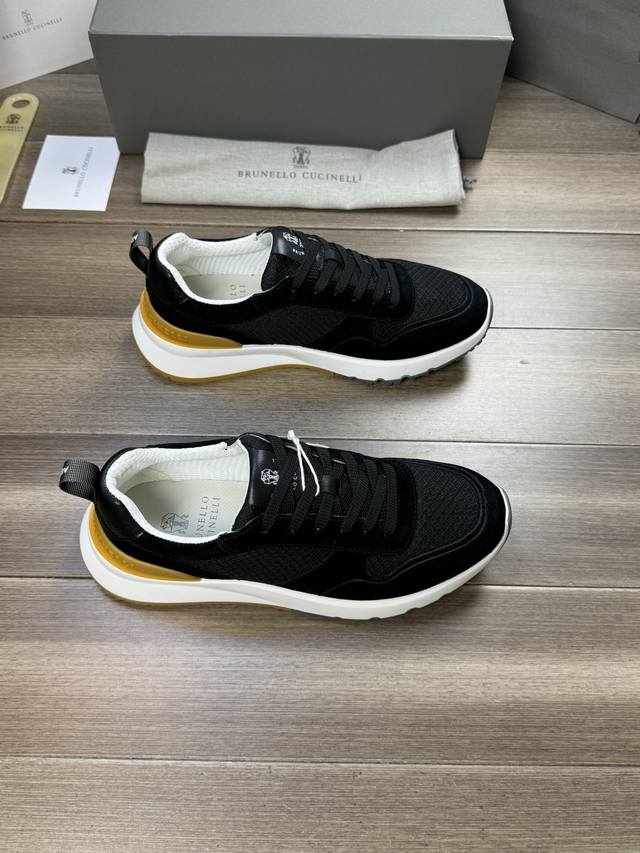 brunello Cucinelli 布鲁内洛 库奇内利 -高端品质 原单 -鞋面：纳帕小牛皮、反绒小牛皮、品牌高丝光帆布 -内里：品牌帆布，垫脚；打孔牛皮 -