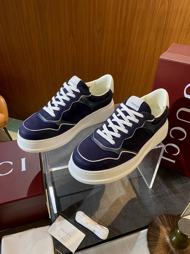 2025最新配色男士gg 饼干鞋 运动鞋 Size；39~44 38.45定制 头层牛皮 增高5.5Cm Gg的藏蓝牛皮被长久地运用于多个系列当中，已成为品牌的