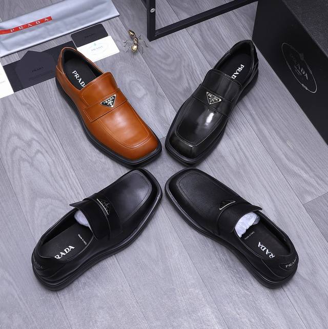 商品商标：Prada 普拉达 商务休闲皮鞋 正码码数: 38-45 商品材料：精选 珠光牛皮鞋面 牛皮内里 原版大底