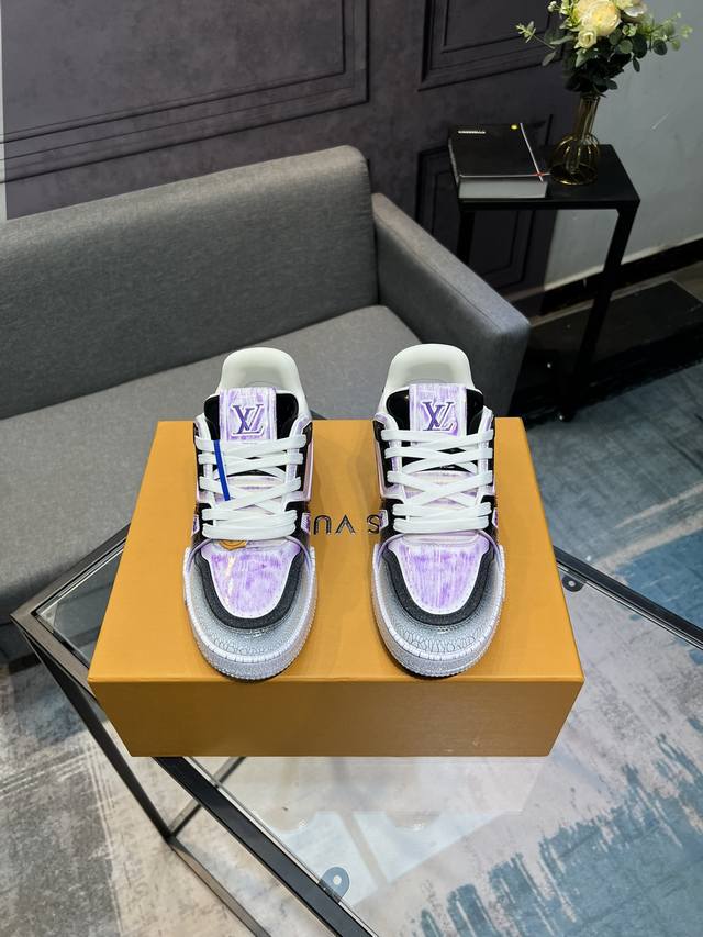 lv顶级版本 新款 代购品质lv～路易威登lv Trainer最好看的运动鞋，驴牌力推新品，官网限定款复古篮球运动鞋！高帮低帮均花血本购入原版1:1精准复刻、细