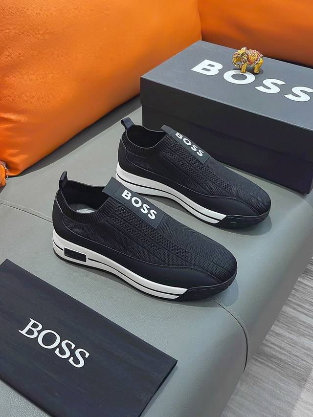 商品名称：Boss 波士 正规码数: 38-44 套脚鞋 商品材料：精选 网布鞋面，舒适羊皮内里 ；原厂大底。