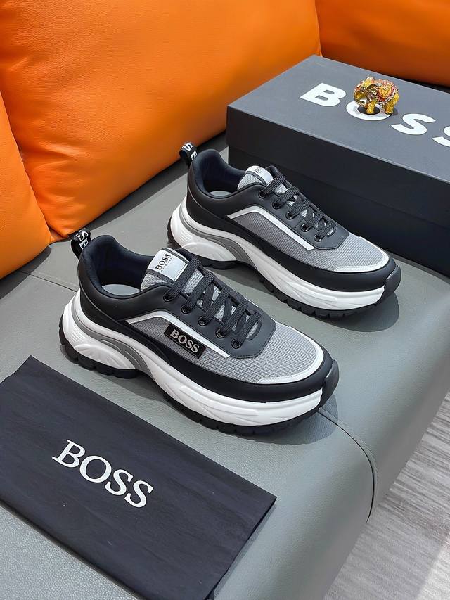商品名称：Boss 波士 正规码数: 38-44 休闲鞋 商品材料：精选 牛皮鞋面，舒适羊皮内里 ；原厂大底。