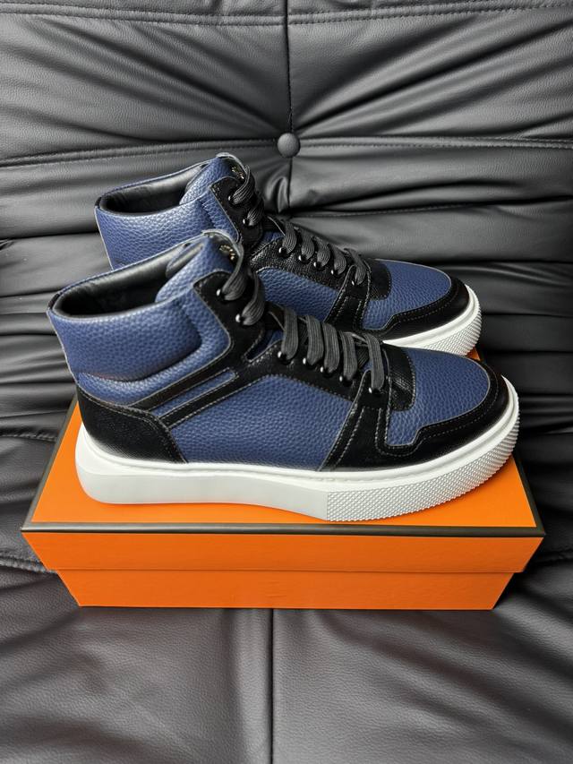 出厂价 实价 Hermes 爱玛仕 -高端品质 原单 -鞋面：纳帕小牛皮、车缝品牌'H'图腾 -内里：水染牛皮 -大底：超轻tpu发泡；成型大底 -超高品控 做