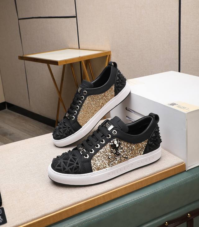 出厂价 2024爆款来袭 Philipp Plein 德国pp菲利普官网新款上市 完美造型打造顶级品质橡胶耐磨大底 鞋面牛皮面料定制五金，真皮内里，鞋型饱满 立
