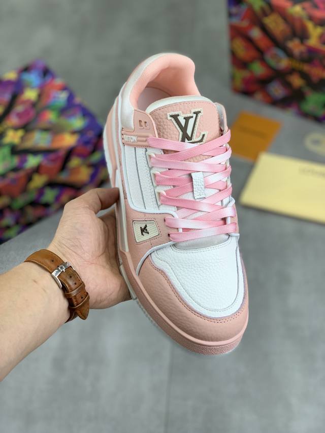 工厂价 实价 最新款颜色 高版本2025Louis*Vuitto* Lv Traine 走秀款trainer 大底和面料私模 绝对下血本费心思的一款鞋子 自vi