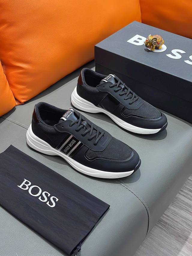 商品名称：Boss 波士 正规码数: 38-44 休闲鞋 商品材料：精选 牛皮鞋面，舒适羊皮内里 ；原厂大底。