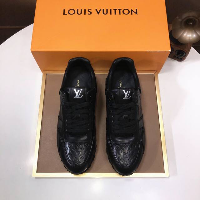 工厂 Louis Vuitton 原单 新款lv路易威登 * 顶级版本 Lv经典潮鞋！选用进口原版牛皮 水染牛皮内里.原版耐磨橡胶大底！高品质精品！码数38-4
