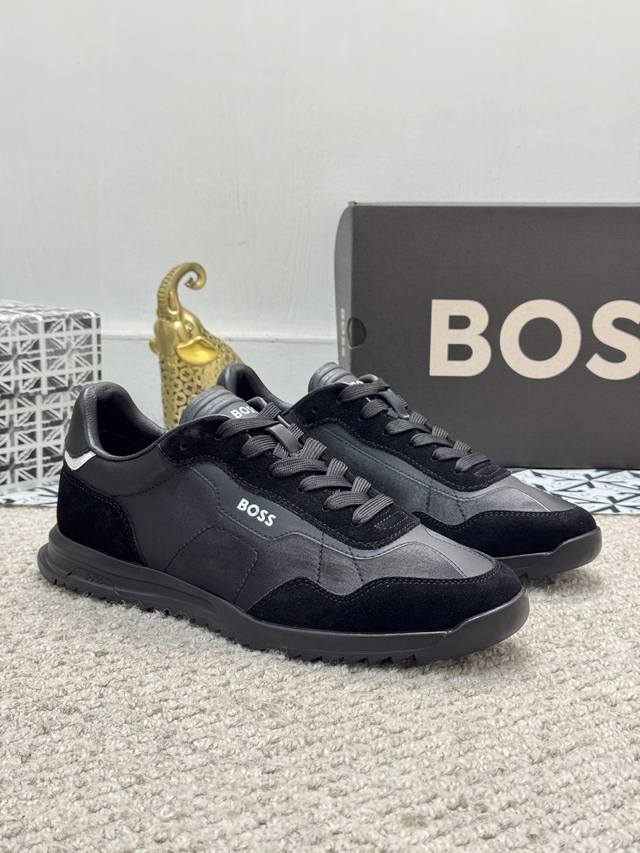 出厂价 实价 男士精品 Boss 新款原版休闲鞋本款是官方主打经典款，1:1质量，原厂名师制作，采用进口网布拼接牛皮牛皮内里。舒适透气，完美楦型，大方时尚的设计