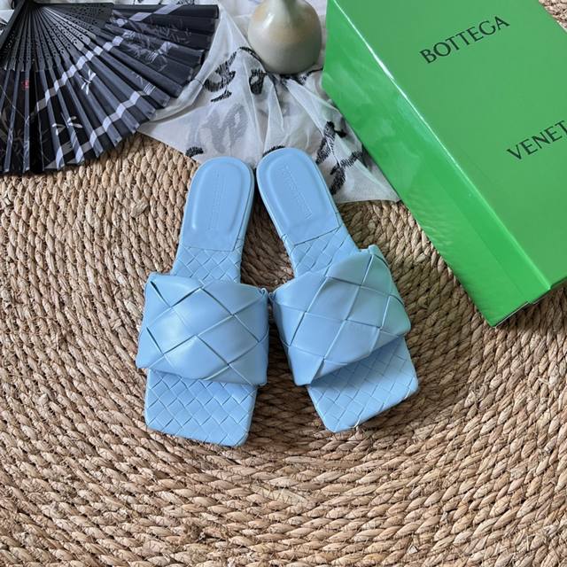橙子出厂价 Bottega Veneta 夏季经典 Bv葆爹天团 大编织方头平底拖鞋 跟高：平底、8Cm 码数：34-40