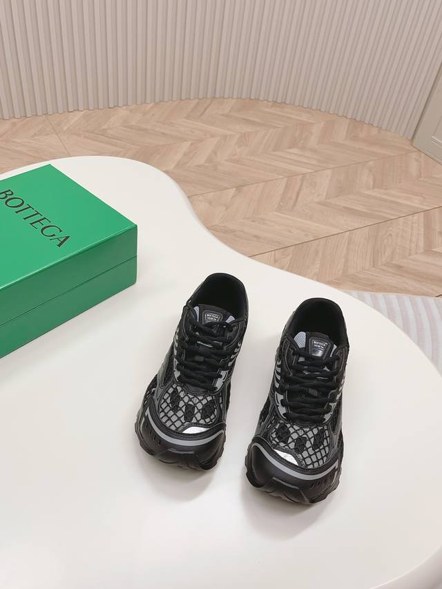 双12清货 全新鞋清货不退换 Bottega Veneta运动鞋 码数 黑35 8；36 10；37 3；38 2；40 2