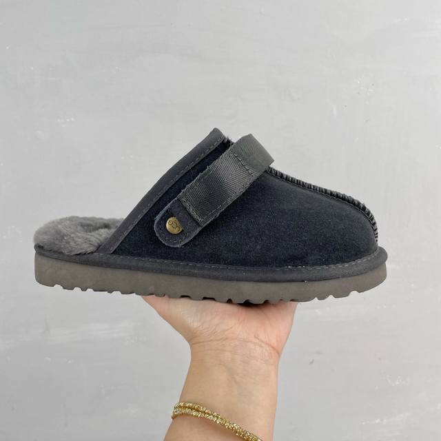 出厂： 定制色 Ugg 秋冬新款雪地靴 平底拉娜拖 毛毛拖鞋 包头半拖 码数：35-40