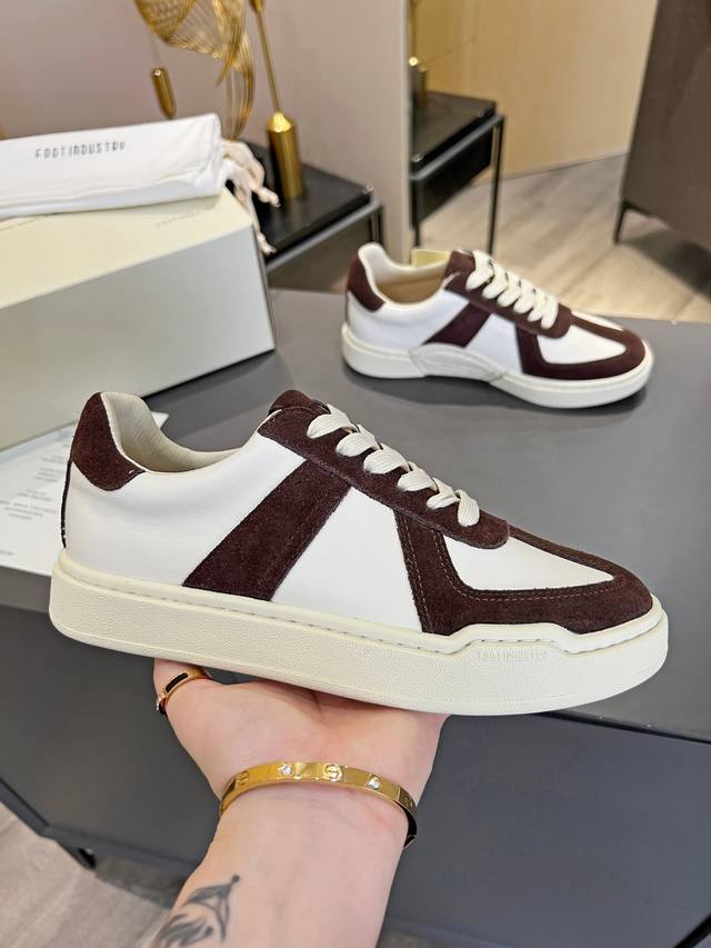 冲量价: 男+10 足下工业品牌潮鞋！情侣款35--45 Foot Industry足下工业德训鞋 小众品牌 4情侣款休闲滑板鞋小红书爆款超多网红明星种草， 这