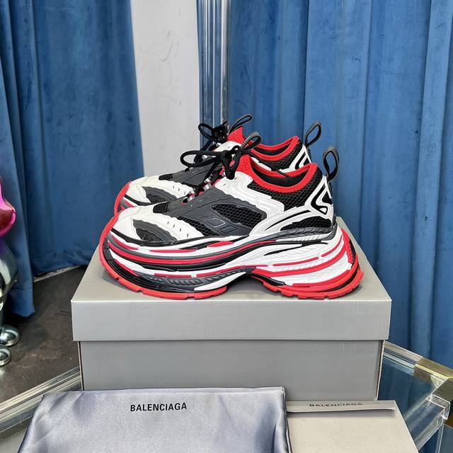 巴黎世家25Ss早春最新爆款走秀同款，Sneaker情侣运动老爹鞋系列 原版购入开发，一比一做货balenciaga16Xl Sneaker 整体鞋型汲取了ba