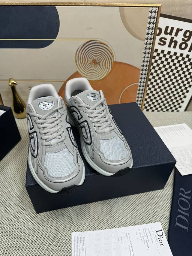 代购品质dior 迪奥 新款 B30摩登运动 明星同款厚底系带情侣款休闲跑鞋 白搭立体字母logo夜光拼色老爹鞋 市面顶级高端版本 面料:进口定制丝绸牛皮拼接网
