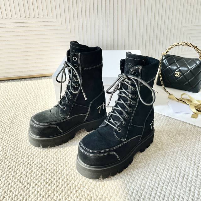 the Row24年秋冬新款 英伦风厚底松糕短靴子 正码:35-39订做40 底厚5Cm