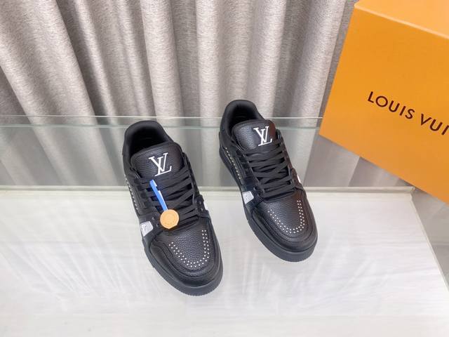 Lv顶级版本 代购品质louis Vuitton路易威登trainer最好看的运动鞋，驴牌力推新品，官网限定款复古篮球运动鞋！高帮低帮均花血本购入原版1:1精准